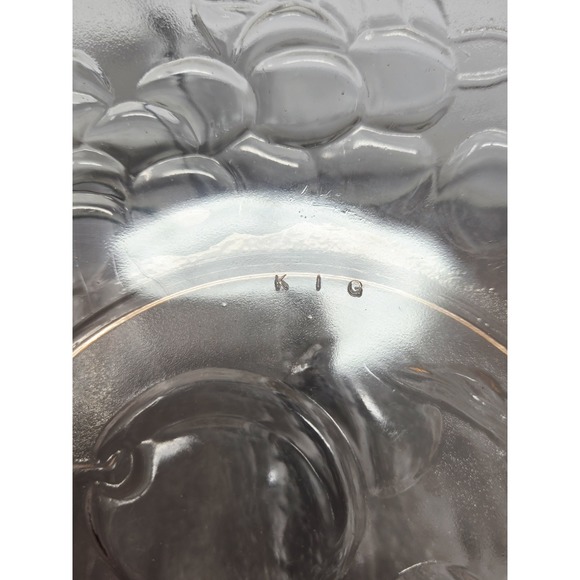 Vintage Pink Glass Bowl KIG Indonesia Fruit Pattern Depression Glass‎ - Picture 4 of 7